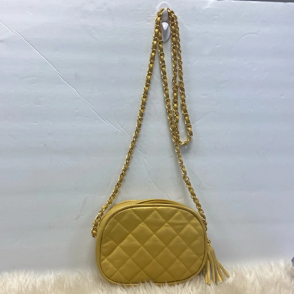 ❤️MODA INT’L SMALL CROSSBODY GOLD PURSE💕 - Picture 1 of 6